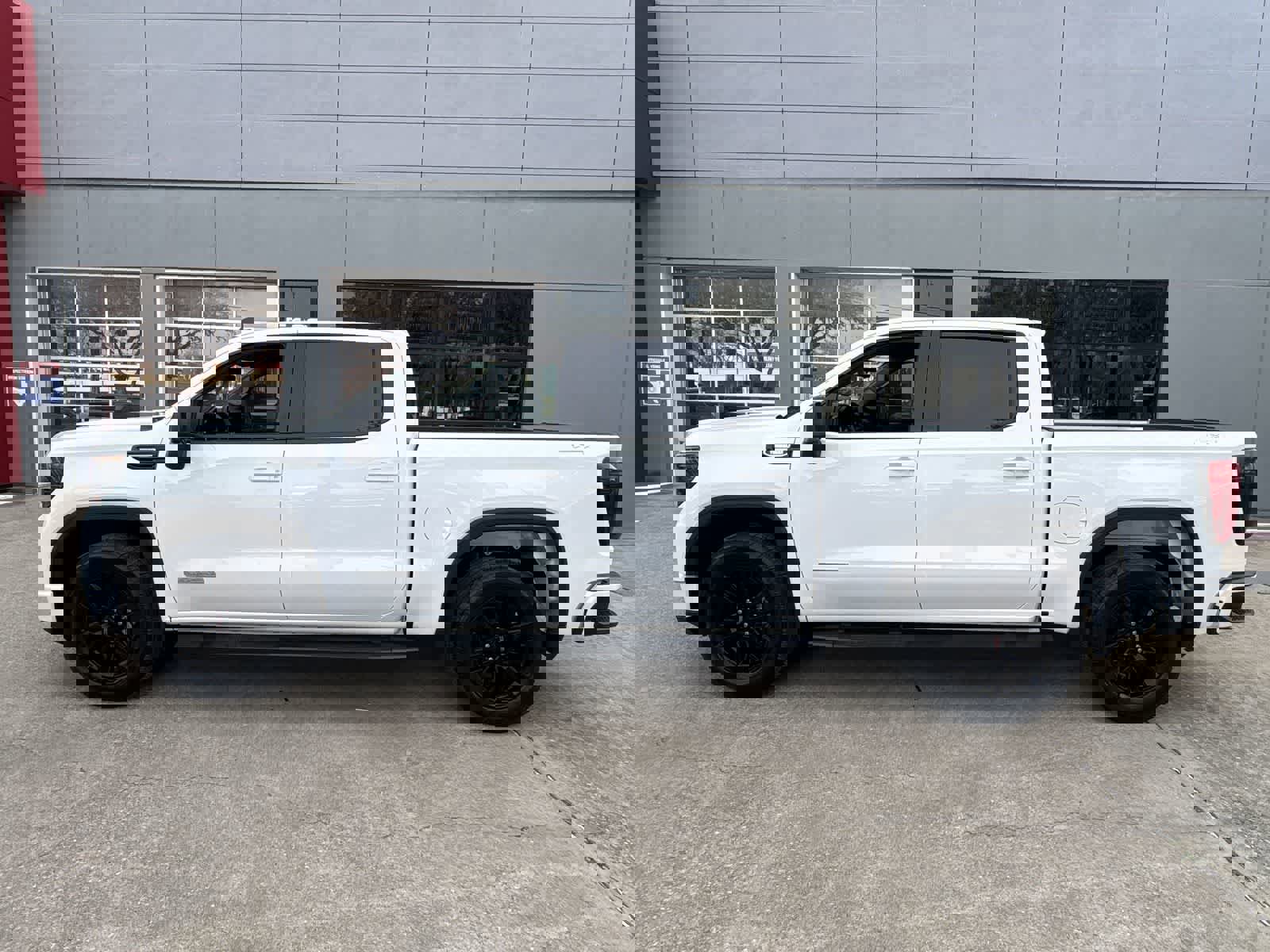 Used 2025 GMC Sierra 1500 Elevation image 11