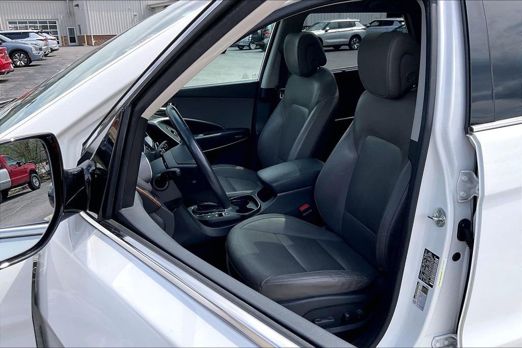 Used 2019 Hyundai Santa Fe XL image 24