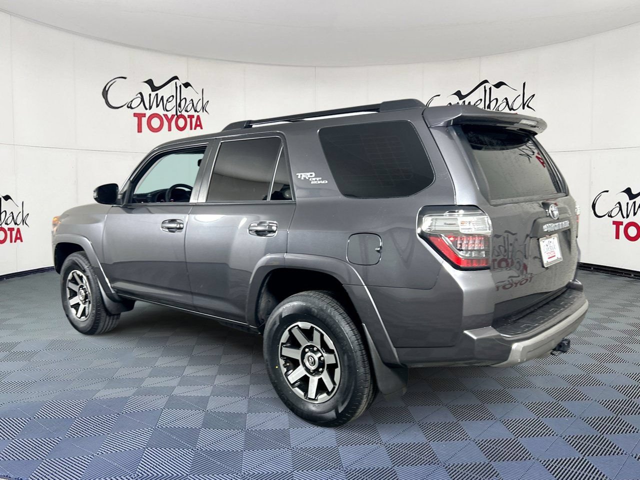 Used 2021 Toyota 4Runner TRD Off-Road Premium w/ Moonroof Package AWD/4WD image 6