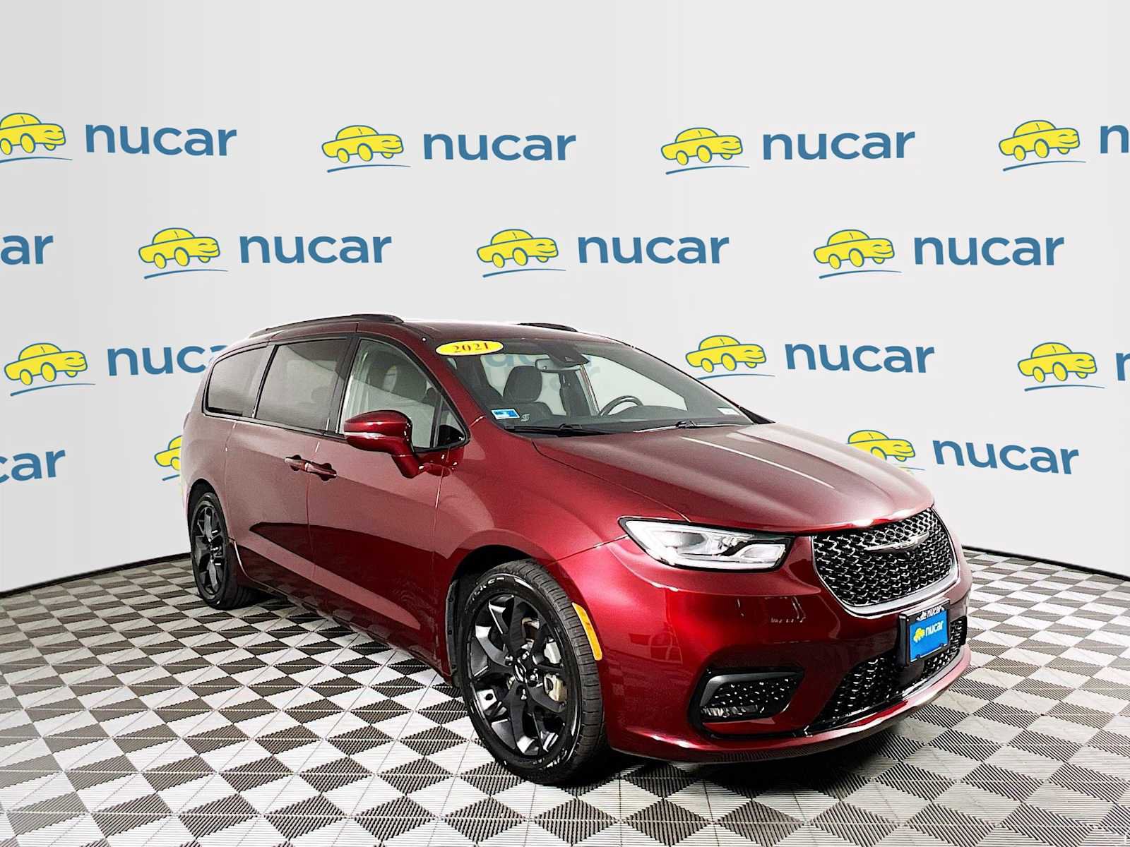 Used 2021 Chrysler Pacifica Touring w/ S Appearance Package