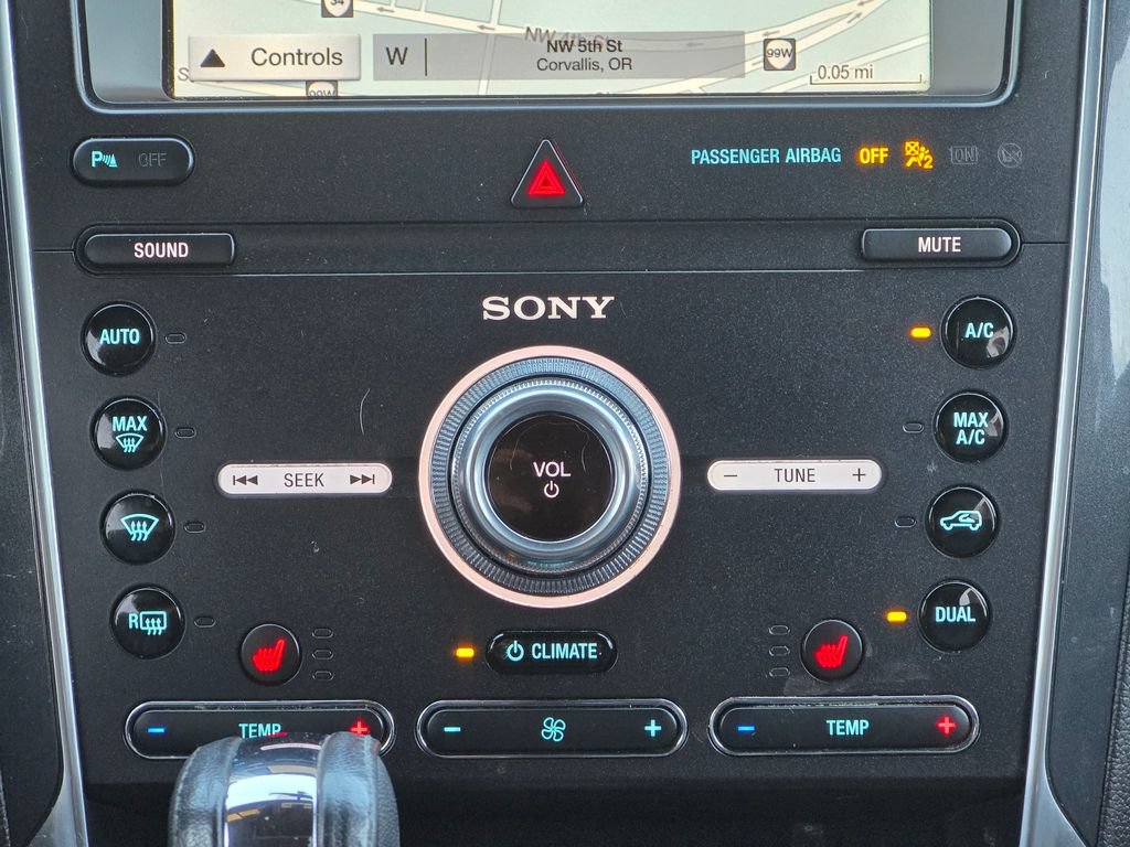 Used 2019 Ford Explorer Sport AWD/4WD image 15