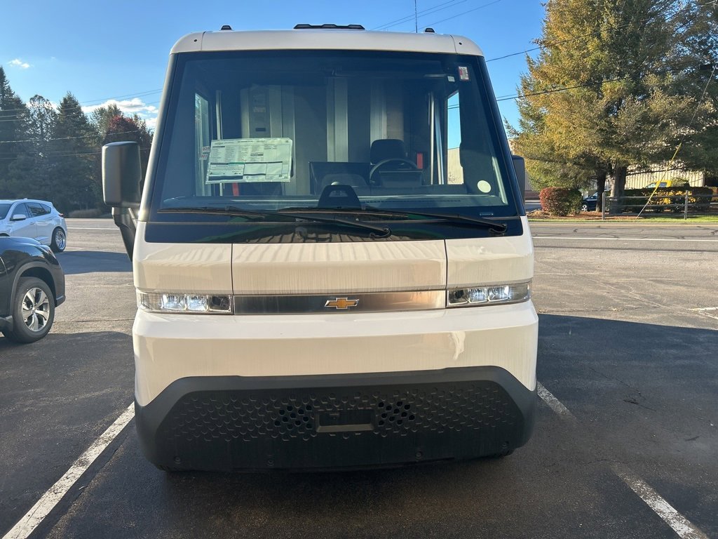 New 2025 Chevrolet Brightdrop 400 w/ Battery Pack, Max Range image 2