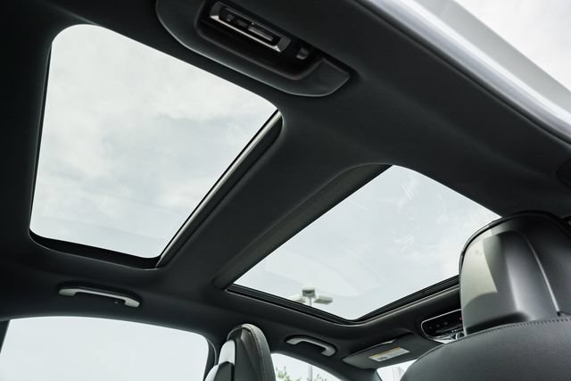 New 2026 Mercedes-Benz C 300 4MATIC Sedan image 30