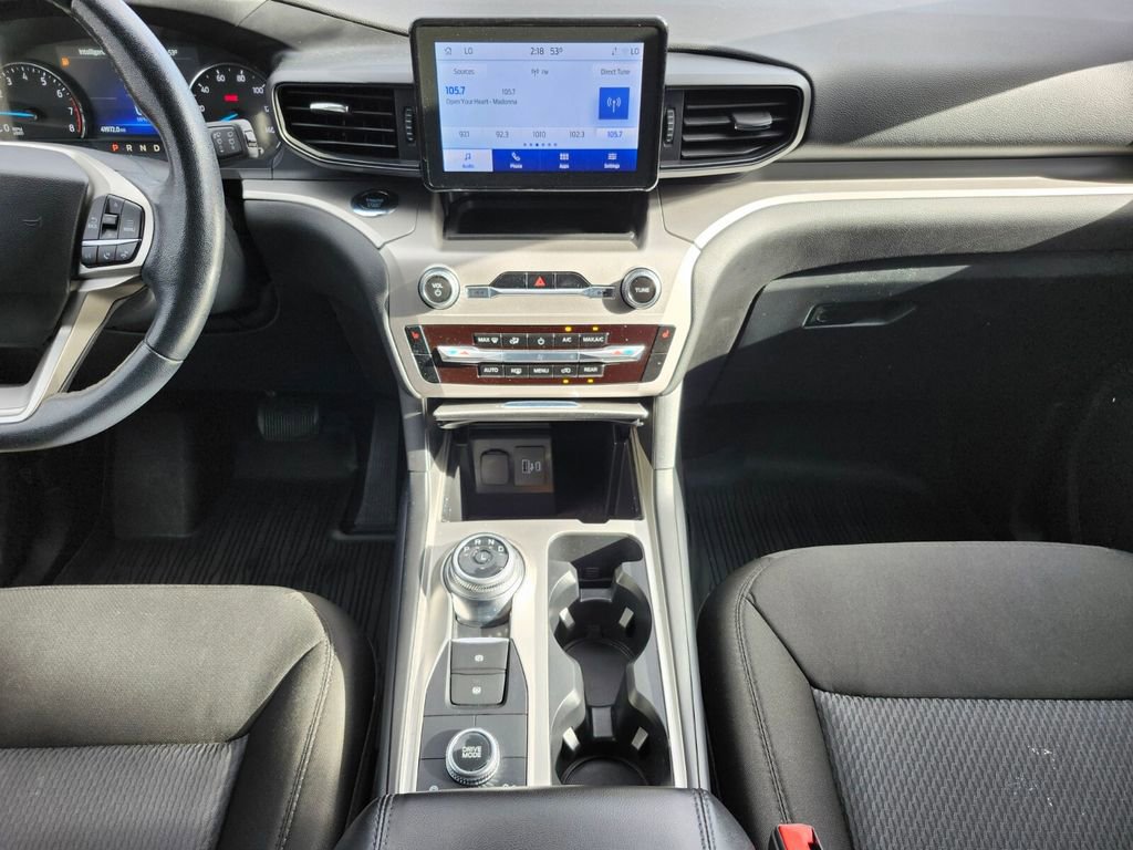 Used 2022 Ford Explorer XLT AWD/4WD image 14
