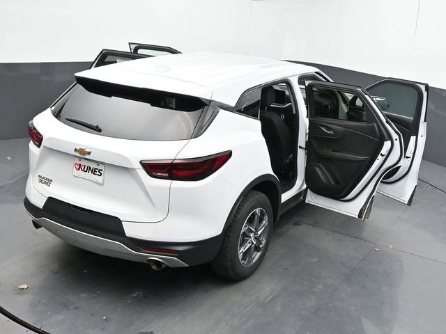 Used 2025 Chevrolet Blazer LT image 62