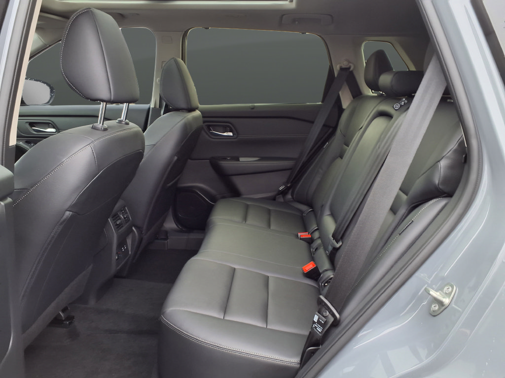 Used 2025 Nissan Rogue SL w/ SL Premium Package AWD/4WD image 52
