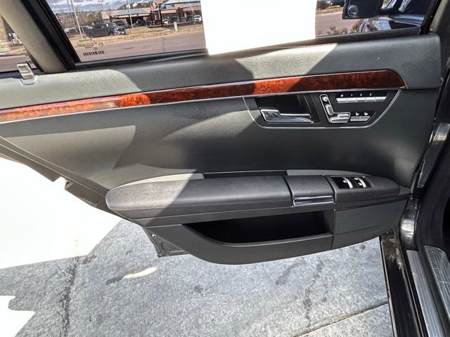 Used 2011 Mercedes-Benz S 550 4MATIC image 20