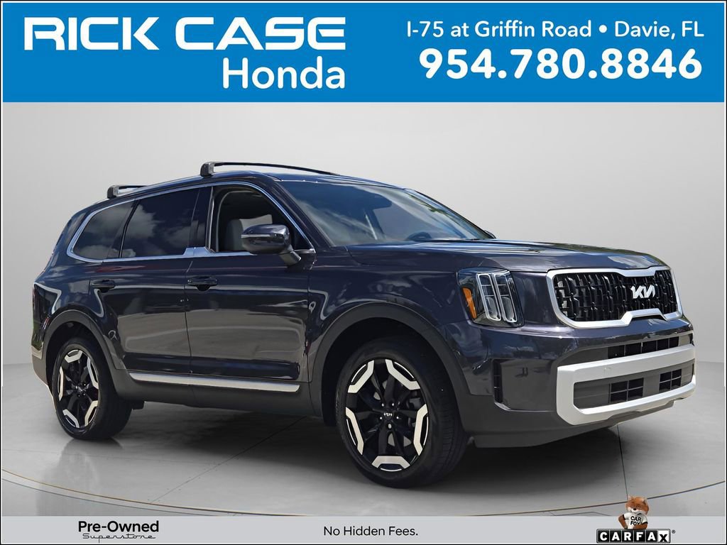 Used 2025 Kia Telluride EX w/ EX Captain's Chair Package