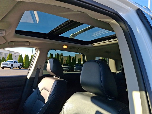 Used 2023 Nissan Pathfinder SL w/ SL Premium Package image 14