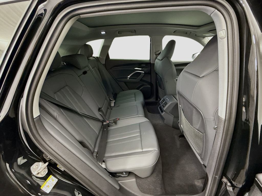 Used 2025 Audi Q5 Premium Plus w/ Premium Plus image 22