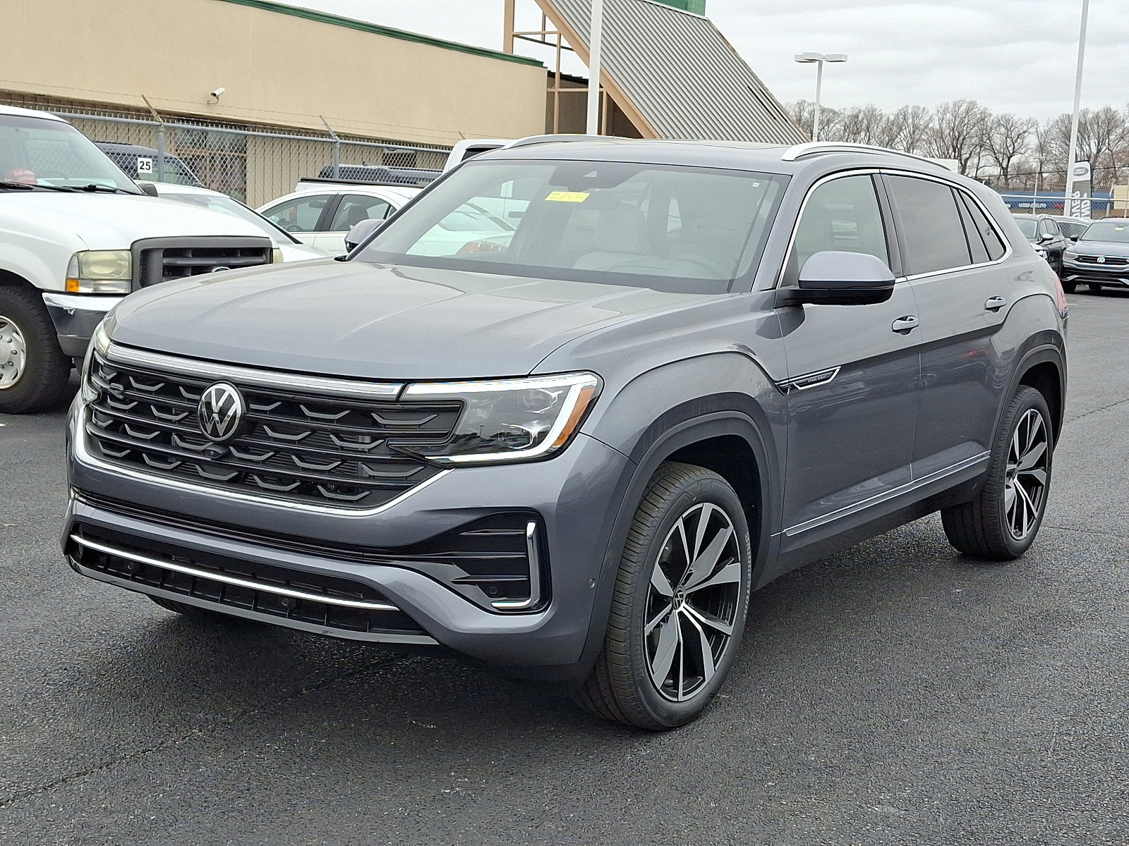 New 2025 Volkswagen Atlas Cross Sport SEL Premium R-Line image 2