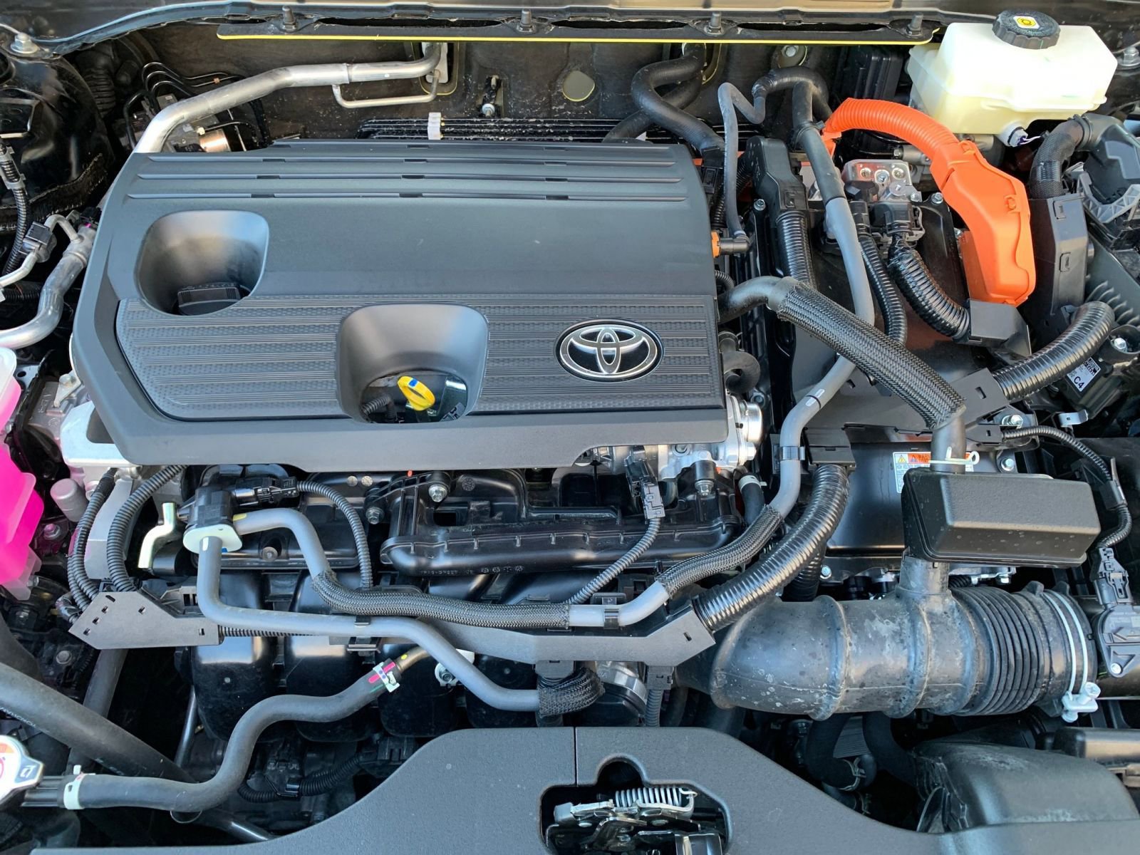 Used 2025 Toyota Crown XLE image 32