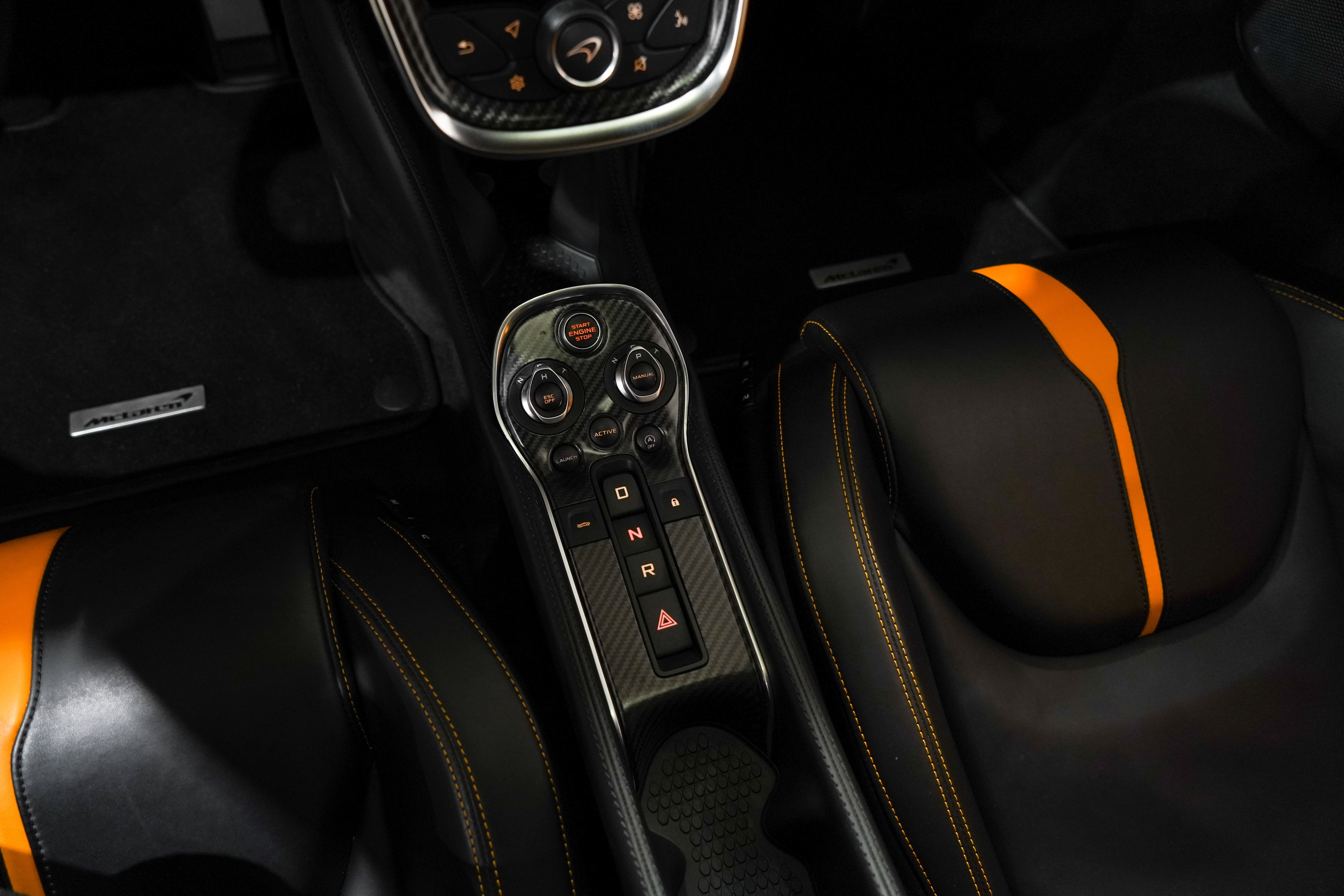 Used 2017 McLaren 570S Coupe RWD image 12
