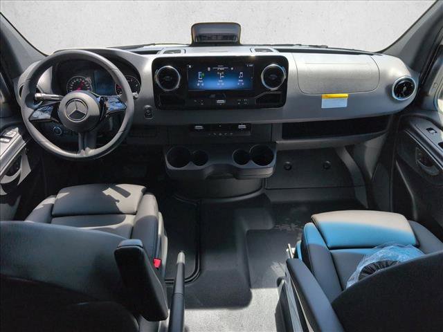 New 2026 Mercedes-Benz Sprinter 2500 image 15