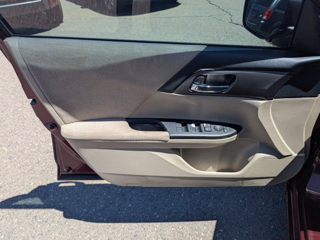 Used 2013 Honda Accord LX image 9