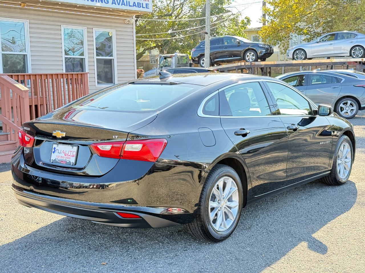 Used 2023 Chevrolet Malibu LT image 4