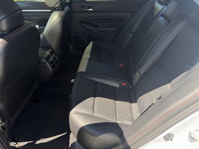 Used 2023 Nissan Altima 2.0 SR image 23