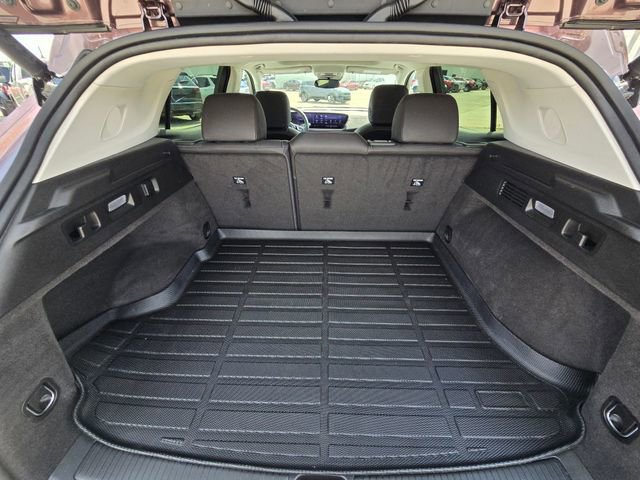Used 2025 Buick Envision Sport Touring AWD/4WD image 14