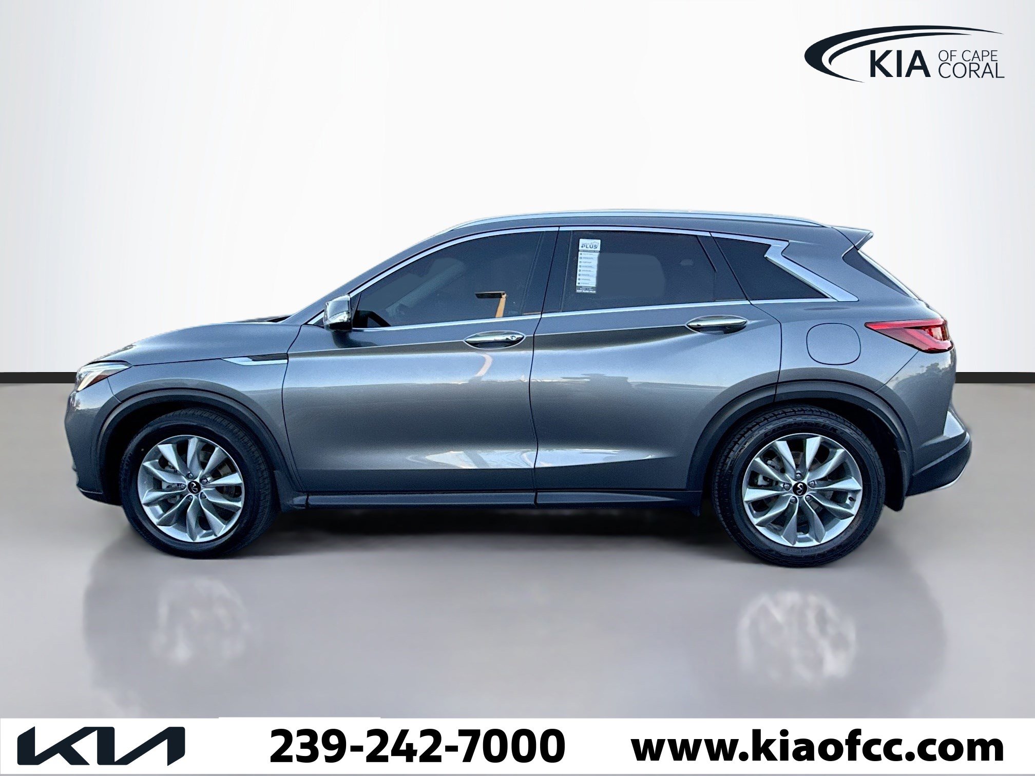 Used 2020 INFINITI QX50 Essential w/ Convenience Package image 2