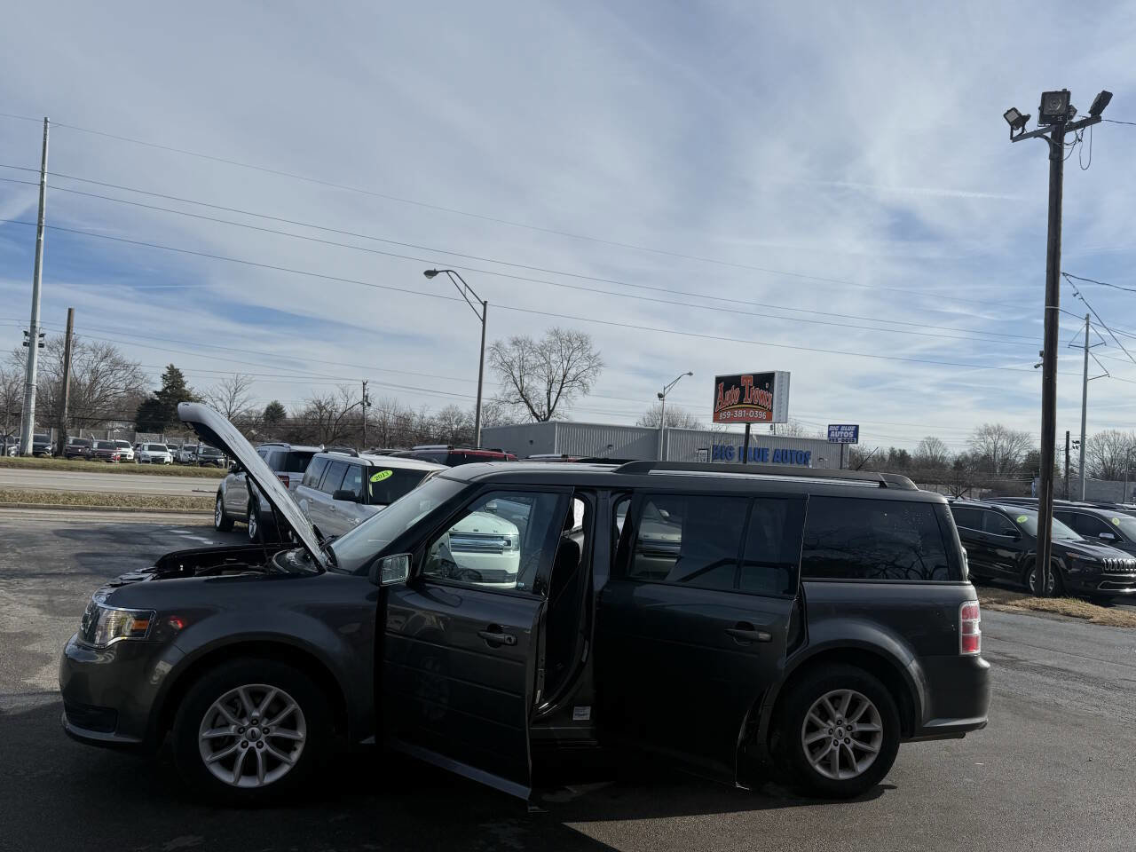 Used 2017 Ford Flex SE image 19