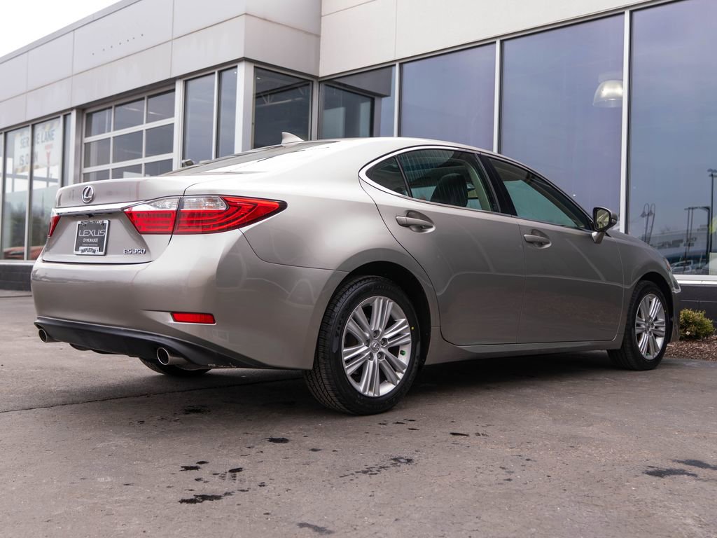 Used 2015 Lexus ES 350 w/ Premium Package FWD image 9