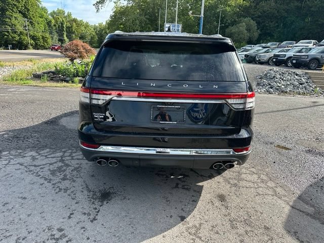 Used 2023 Lincoln Aviator Reserve w/ Equipment Group 201A AWD/4WD image 4