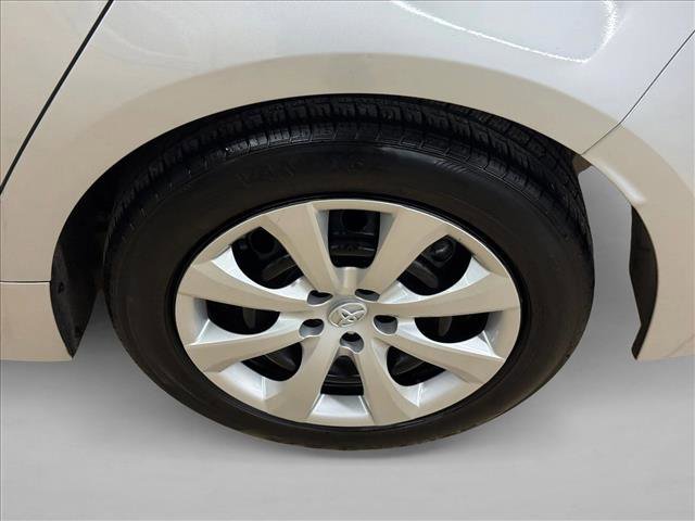 Used 2023 Toyota Corolla LE image 24