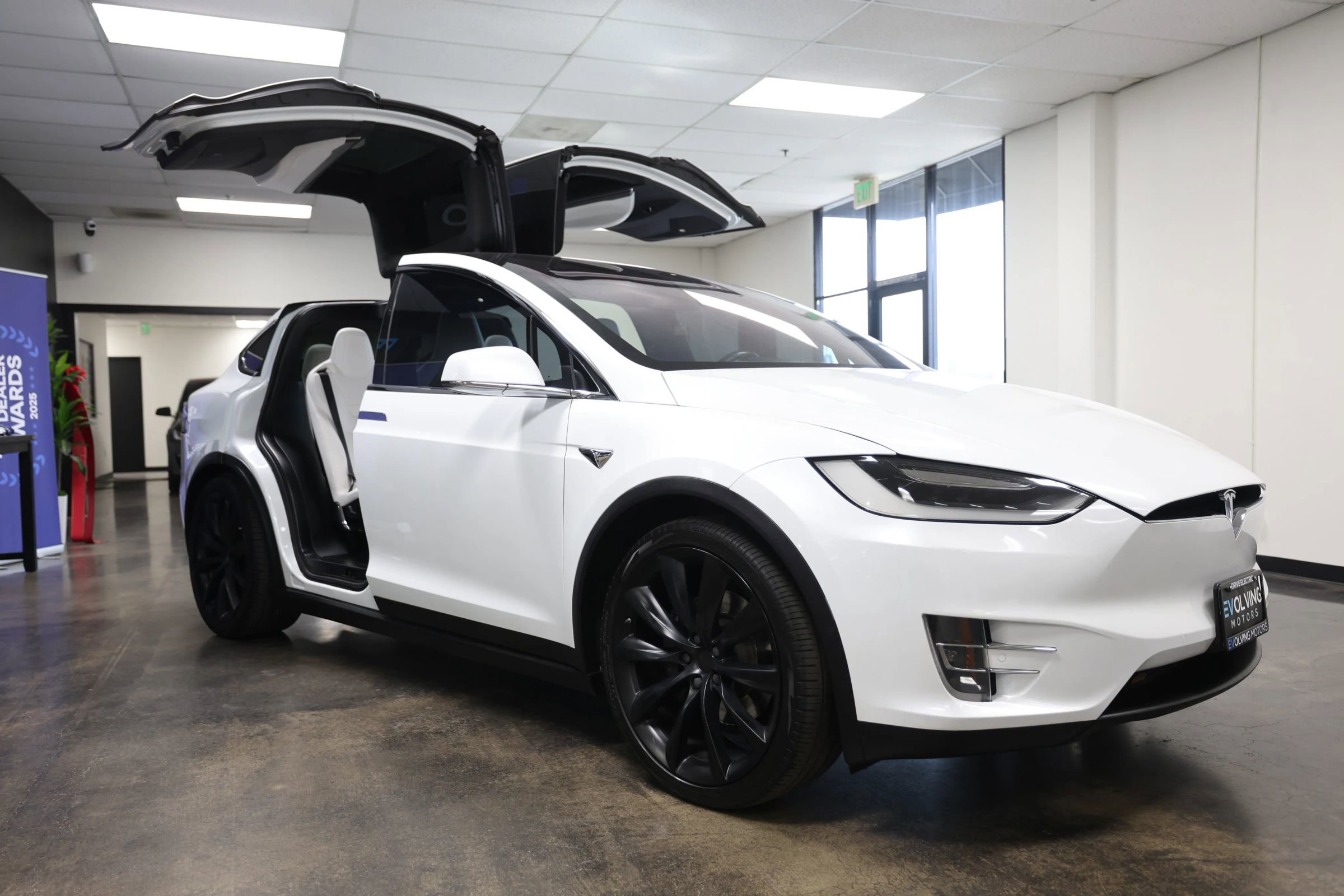 Used 2017 Tesla Model X 100D image 22