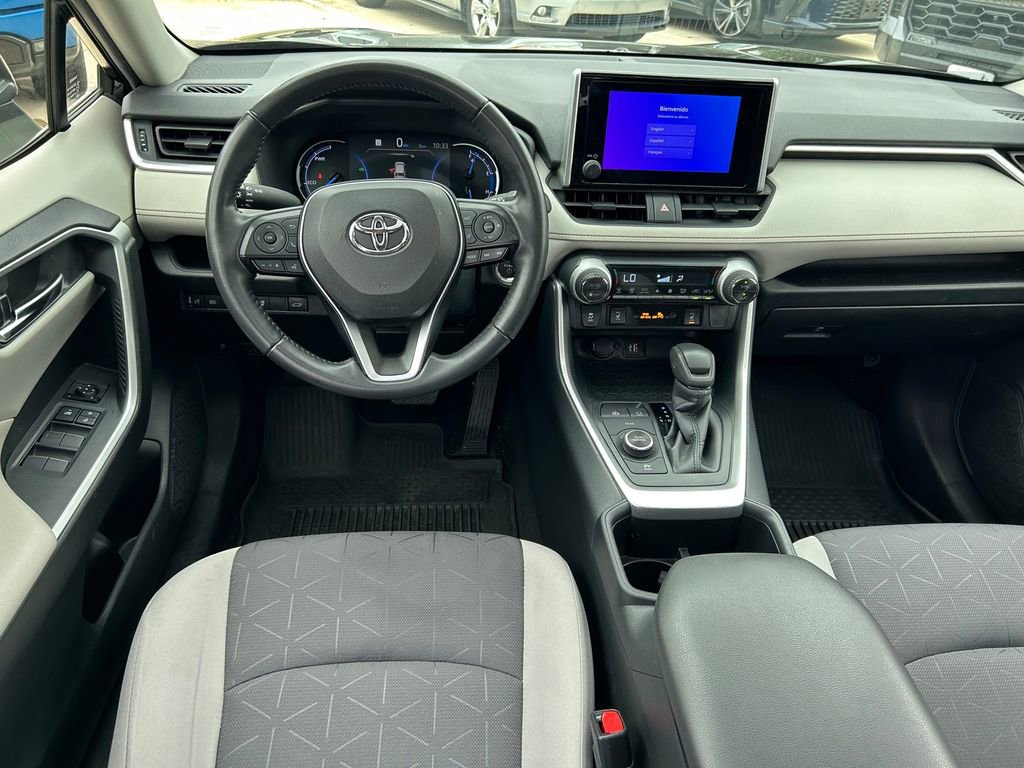 Certified 2023 Toyota RAV4 XLE w/ Convenience Package image 18