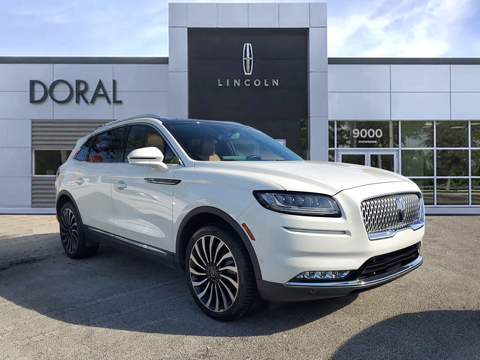 Certified 2022 Lincoln Nautilus Black Label w/ Cargo Utility Package