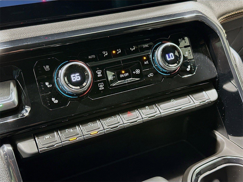 Certified 2023 GMC Sierra 1500 AT4 w/ AT4 Preferred Package image 28