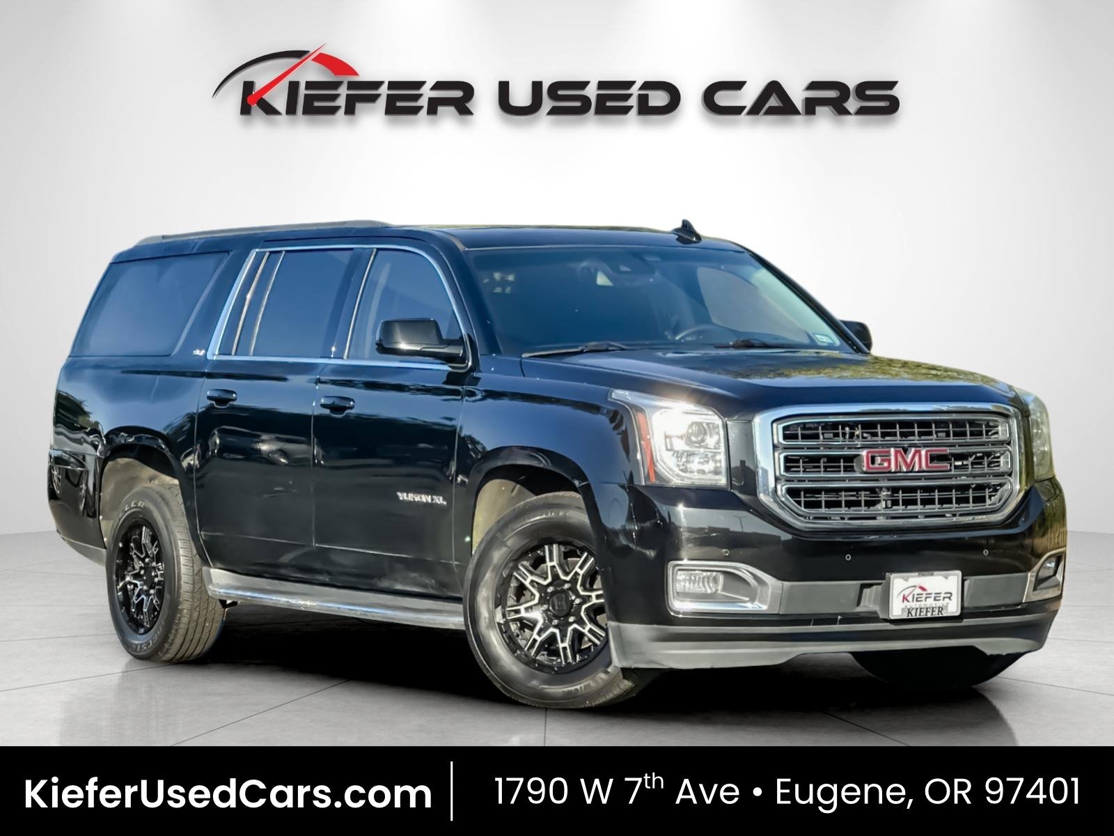 Used 2019 GMC Yukon XL SLT AWD/4WD image 1