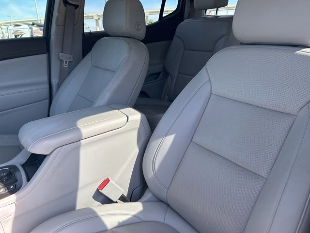 Used 2023 GMC Acadia SLT image 38