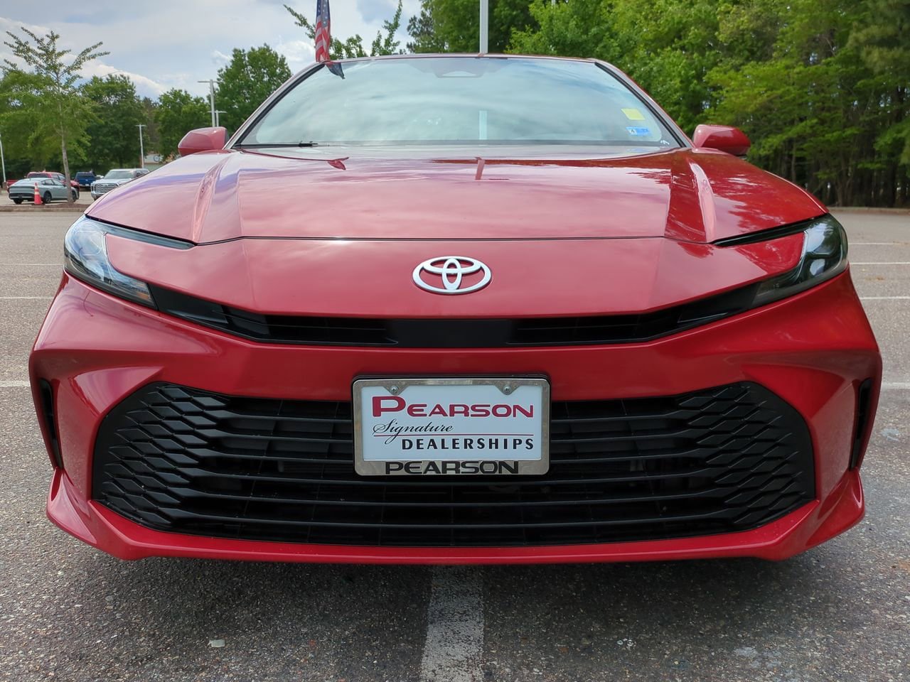 Used 2025 Toyota Camry LE w/ Convenience Package FWD image 9
