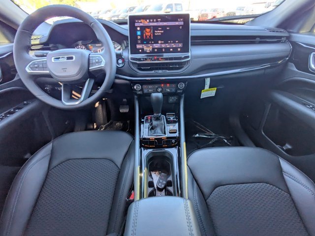 New 2026 Jeep Compass Latitude w/ Sun and Sound Group image 13