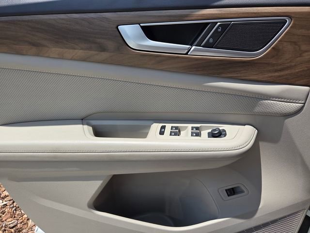 Used 2024 Volkswagen Atlas SE FWD image 17