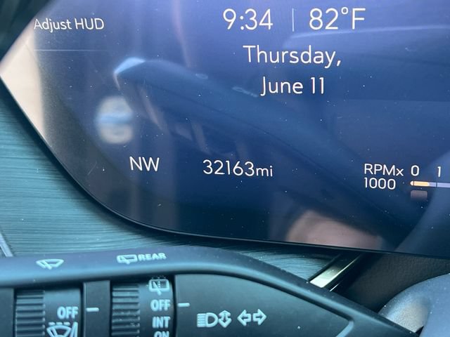 Certified 2024 Buick Envision Avenir AWD/4WD image 16