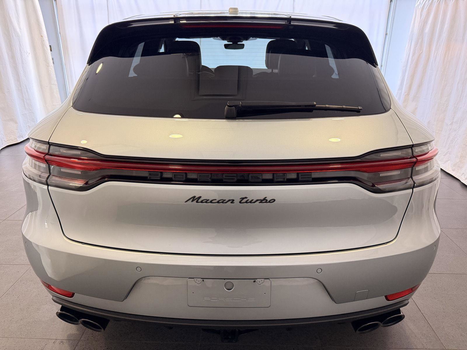Certified 2020 Porsche Macan Turbo image 8