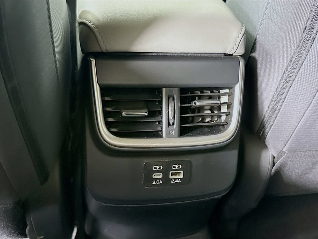 Used 2024 Subaru Outback Premium AWD/4WD image 28