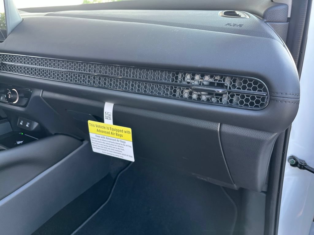 Certified 2026 Honda HR-V LX image 28