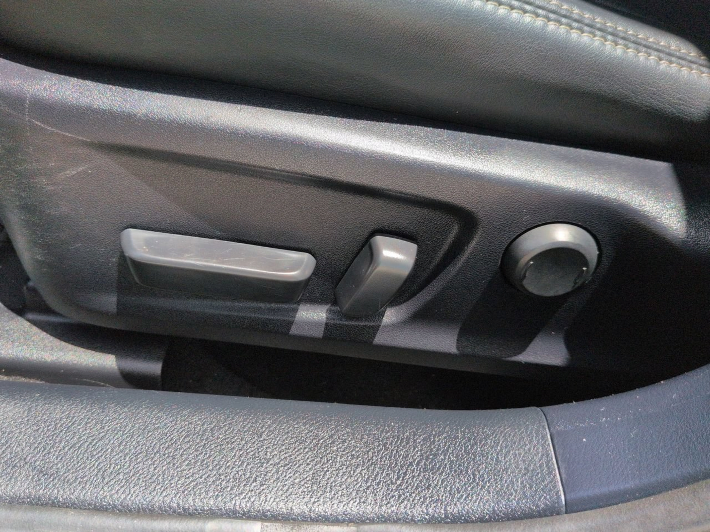 Used 2023 Lexus IS 300 w/ Premium Package RWD image 22
