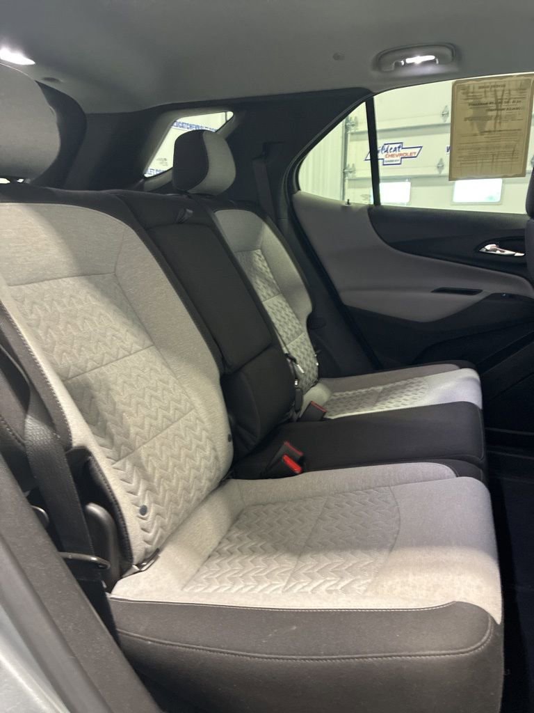 Used 2024 Chevrolet Equinox LT AWD/4WD image 38