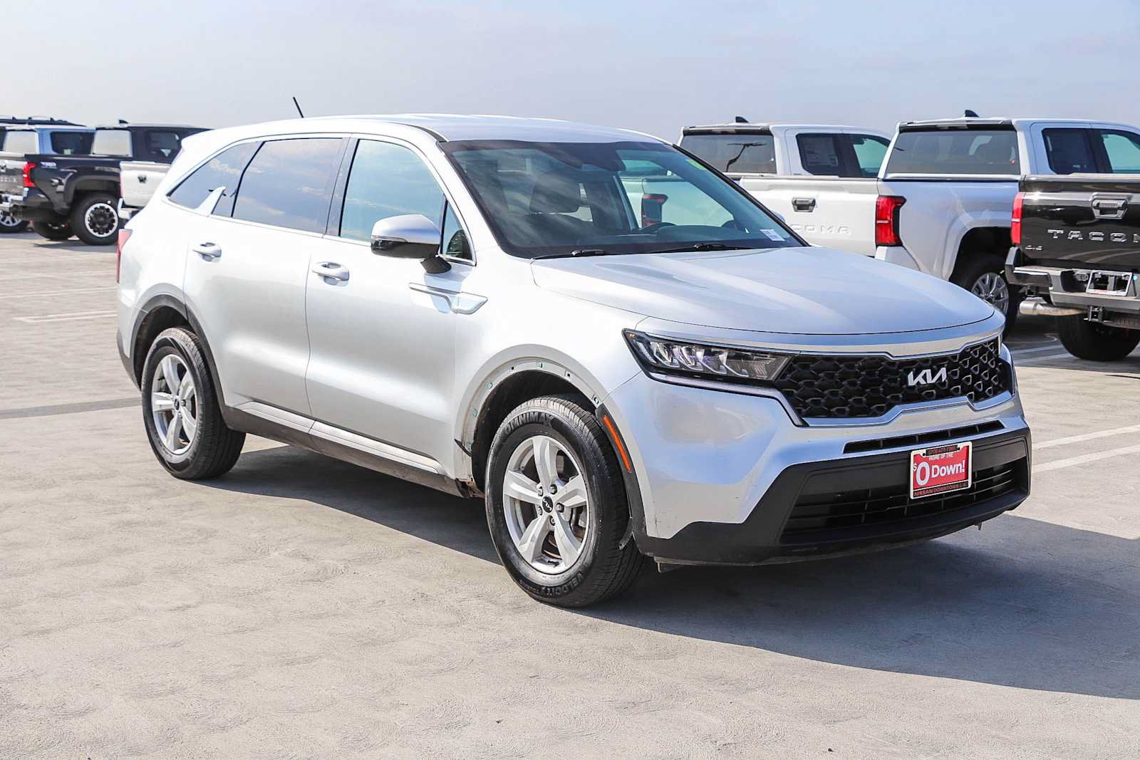 Used 2022 Kia Sorento LX FWD image 3