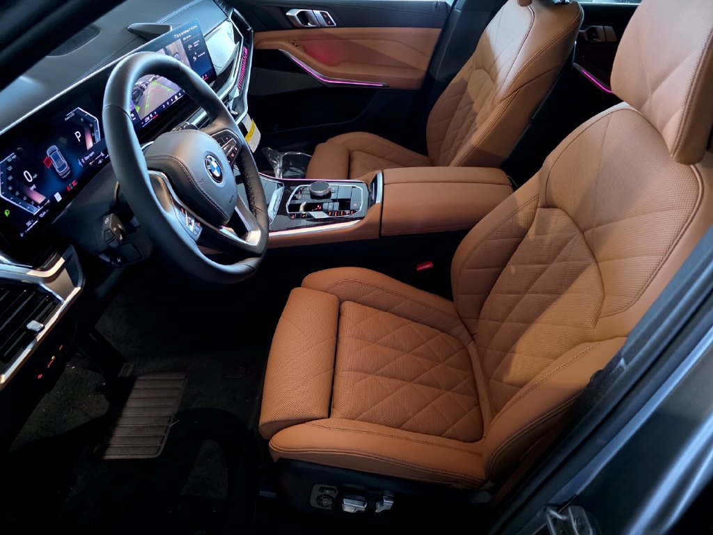 New 2026 BMW X5 xDrive40i w/ Climate Comfort Package AWD/4WD image 7