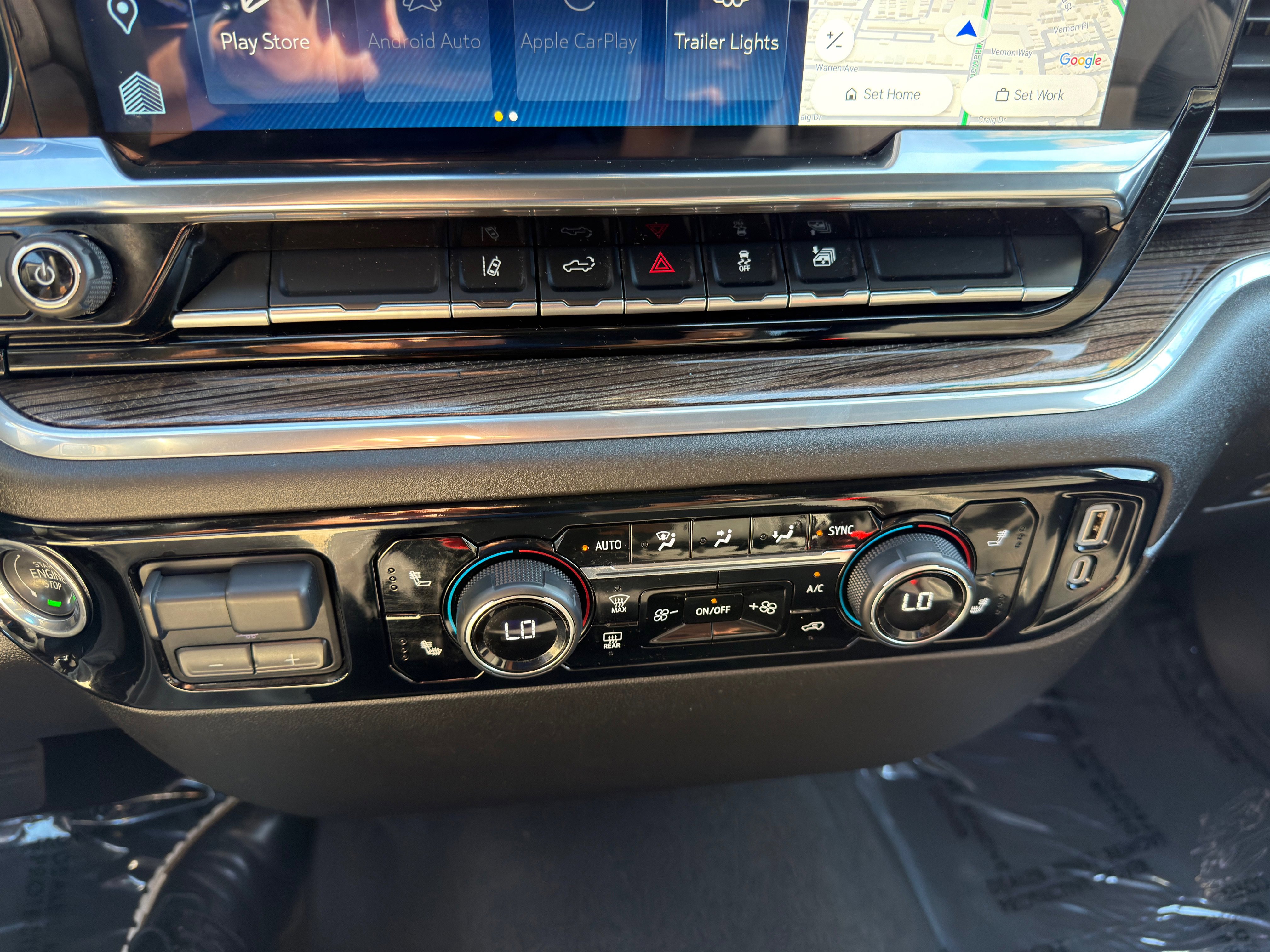 Used 2025 Chevrolet Silverado 2500 LT w/ Convenience Package image 36