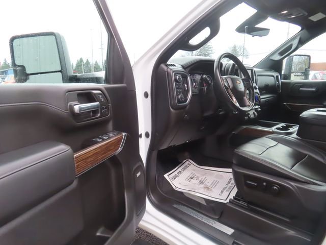 Used 2022 Chevrolet Silverado 2500 High Country AWD/4WD image 18