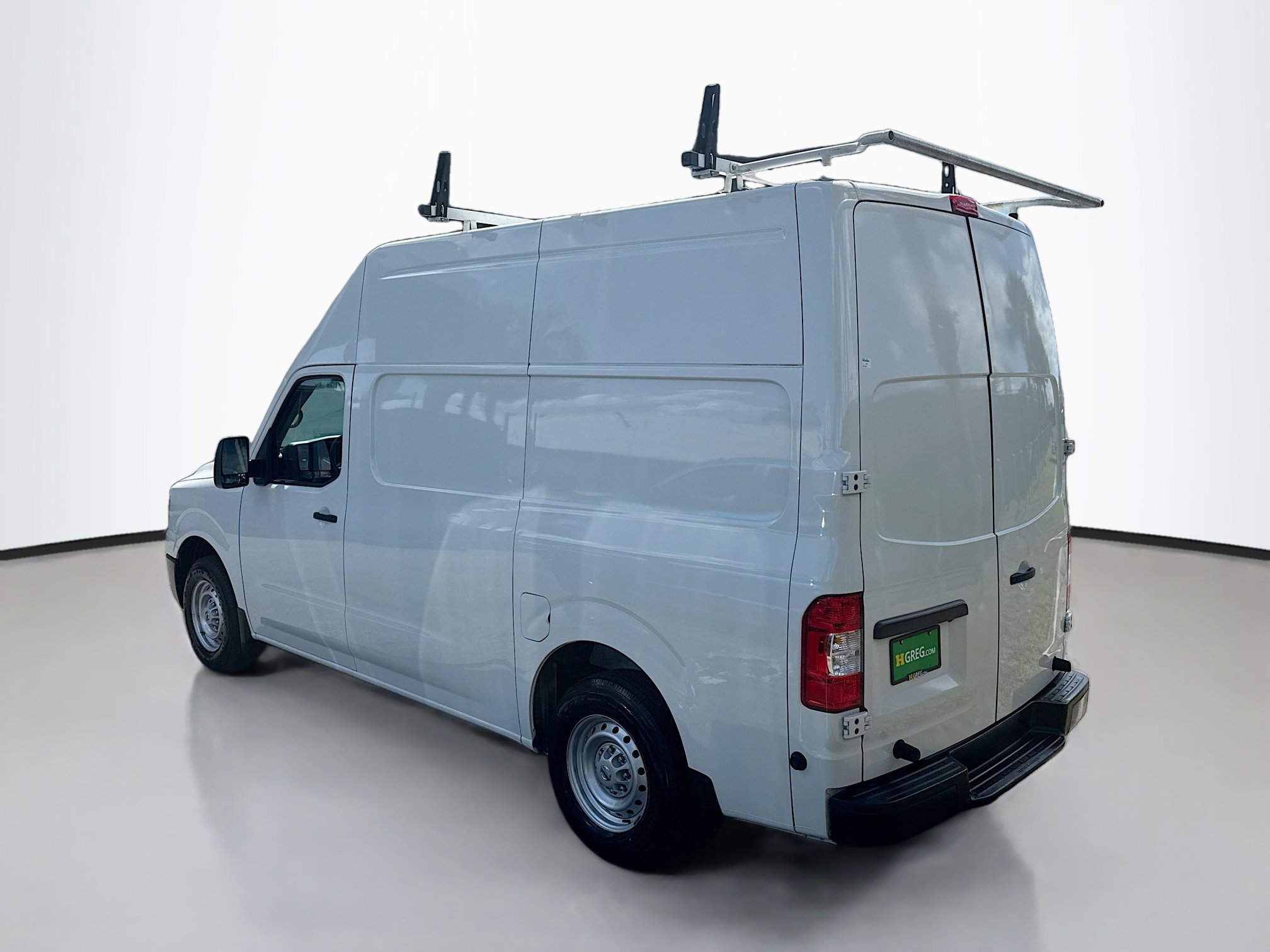 Used 2021 Nissan NV 2500 S image 7