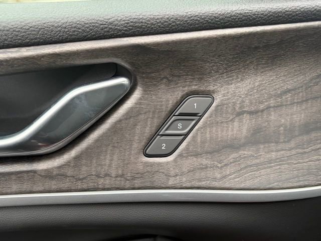 New 2026 Jeep Grand Cherokee Limited w/ Limited Altitude Package image 14