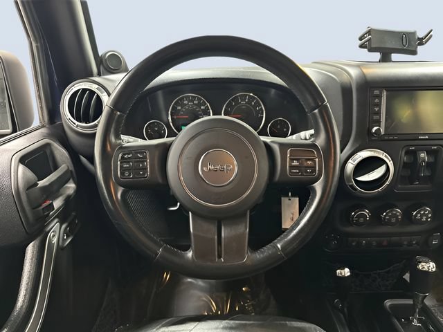 Used 2013 Jeep Wrangler Unlimited Sahara w/ Dual Top Group AWD/4WD image 15