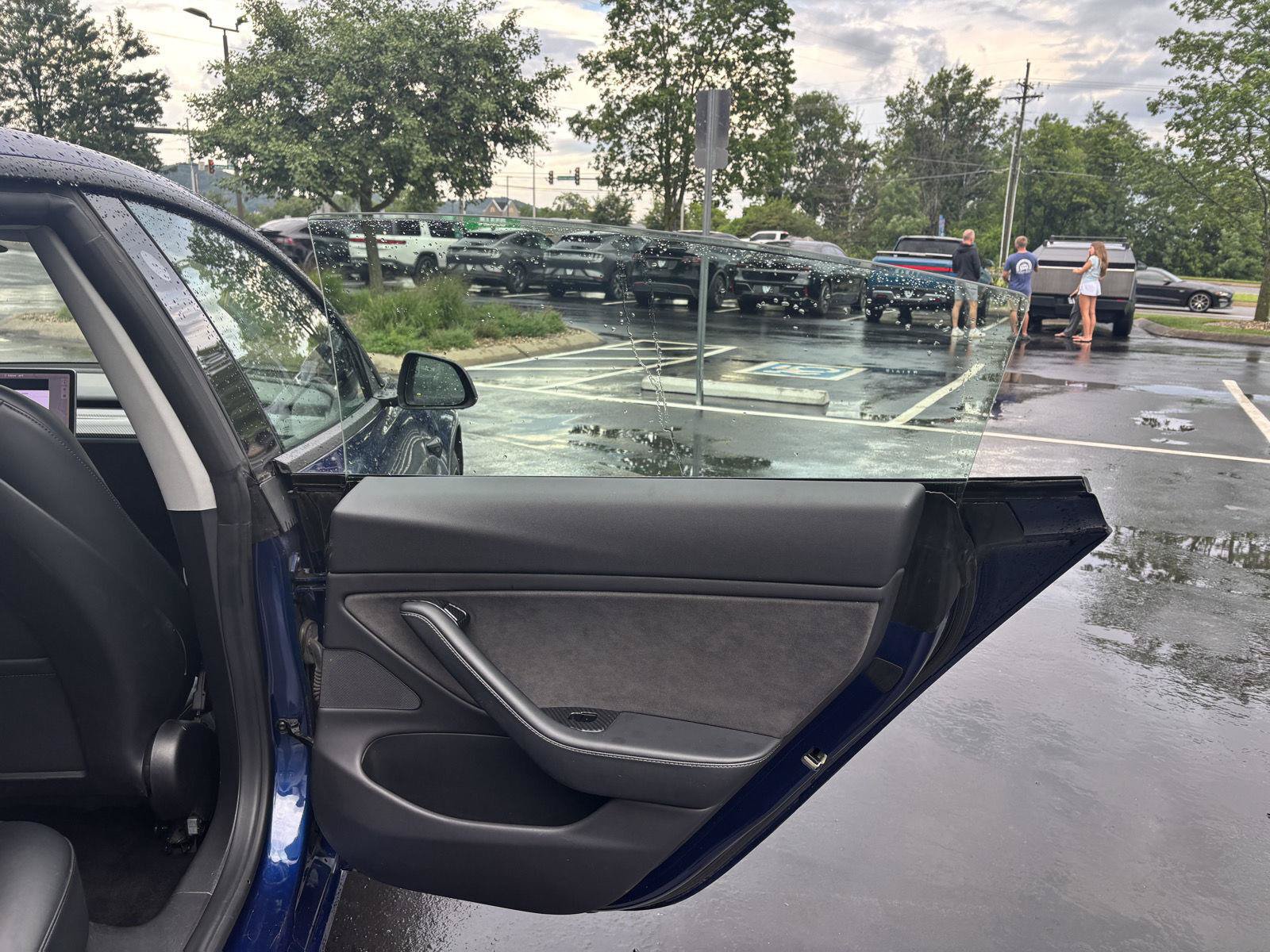 Used 2019 Tesla Model 3 Standard Range Plus RWD image 18
